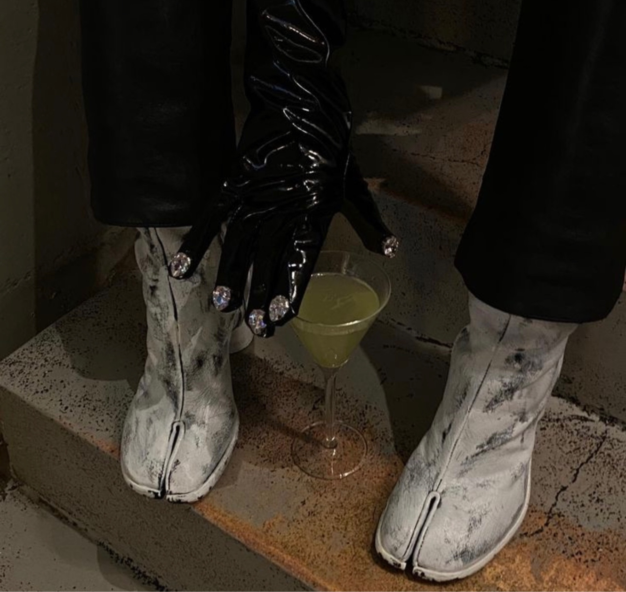 Top 5 Tabi Picks :

#1: Cracked White Leather 

#LTKshoecrush #LTKFind #LTKstyletip