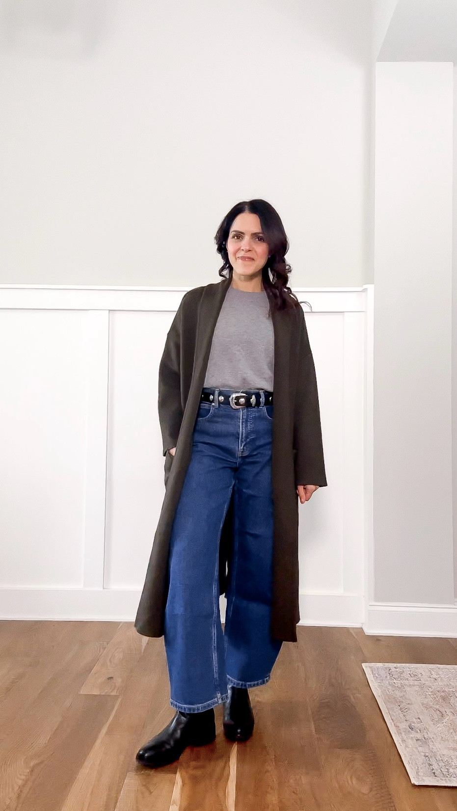 Ways to style lug chelsea boots! Boots are older from Able. Linked exact or similar if you want to recreate these looks! 

Mango long coat
@jcrew sweater
Everlane curve Jean 
Madewell belt

#stylechallenge #bootseason #nobuy 

#LTKootd #LTKgrwm