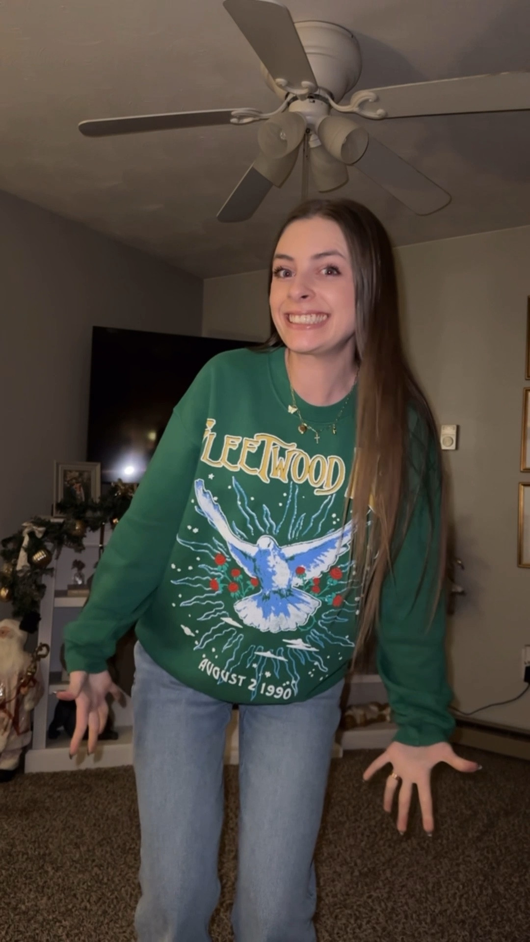 ootd 12/29/25!

Sweatshirt: DayDreamer
Jeans: Abercrombie 
Sneakers: Adidas

Fleetwood Mac sweatshirt crewneck graphic tee band t-shirt puffy print graphic hoodie sweater pullover skater style baggy low rise loose denim Abercrombie jeans big cuff ankle jeans light medium wash jeans adidas handball spezial low top sneaker lace up hunter emerald dark medium green shade

#LTKSaleAlert #LTKootd