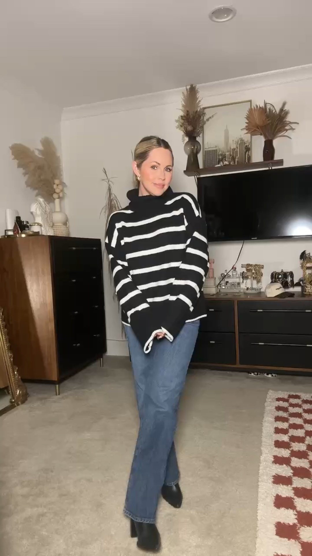 This sweater feels very effortlessly chic. I love striped sweaters and this one doesn’t disappoint. I think it would be really cute paired with a little mini skirt and tights. 

#LTKFindsUnder50 #winteroutfitswomen #sweater 

#LTKSeasonal #LTKOver40 #LTKootd
