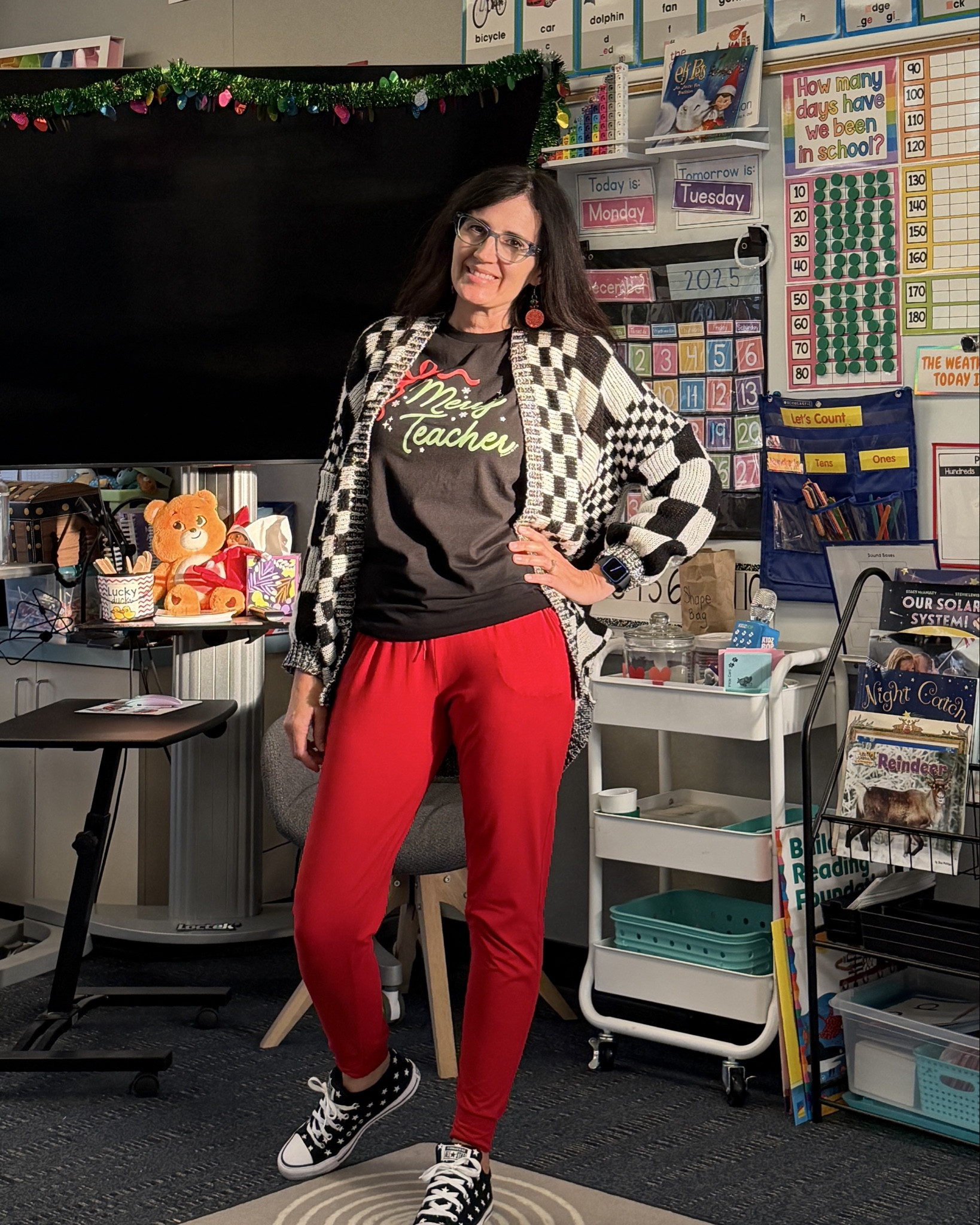 Festive teacher ❤️💚

#LTKSeasonal #LTKHoliday #LTKWorkwear