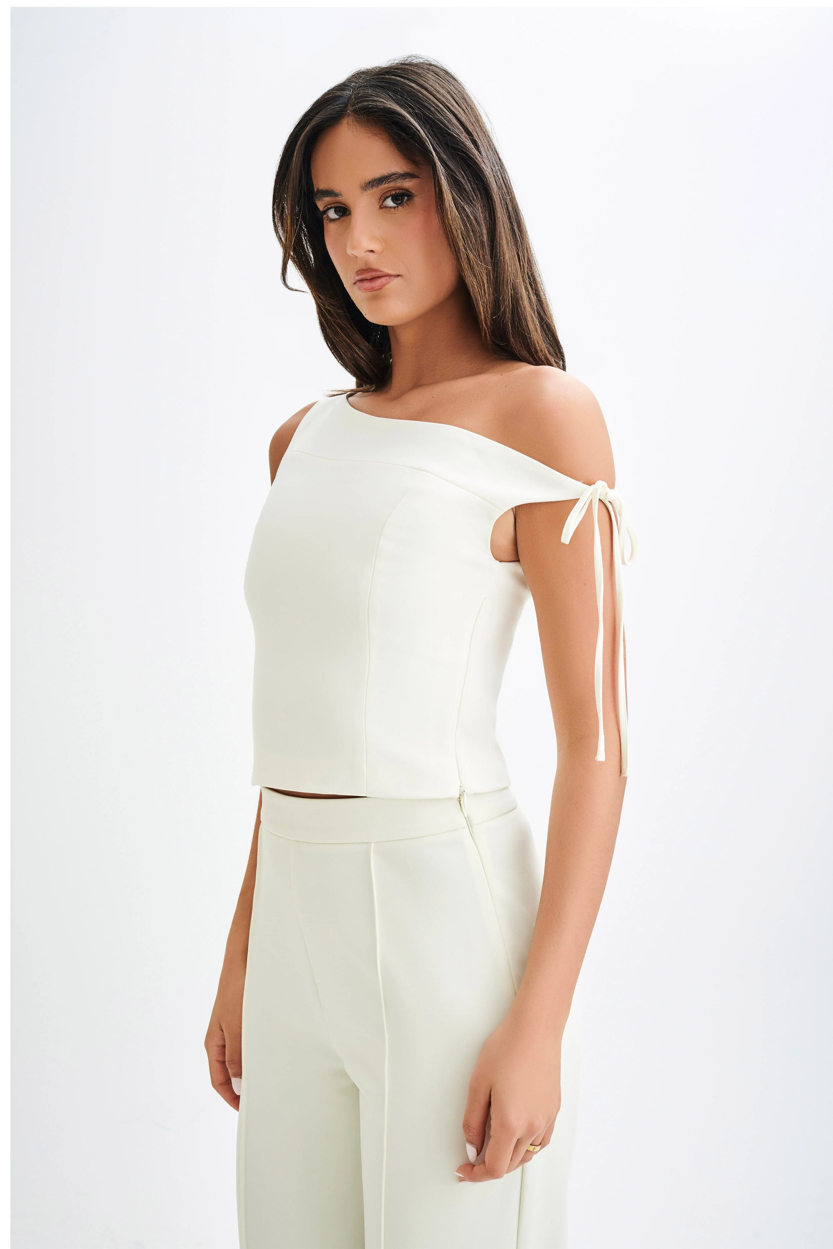 Ramsey Suiting Off Shoulder Top - Ivory | MESHKI US