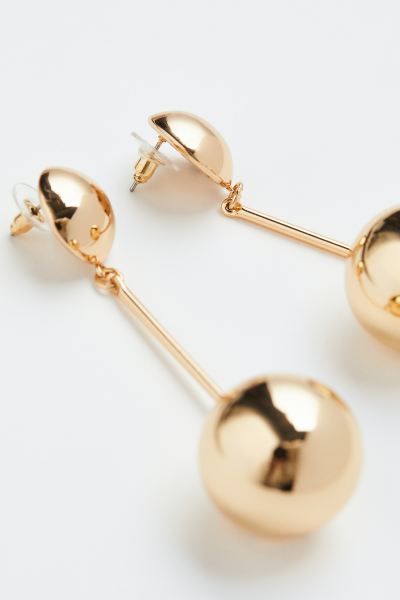 Pendant earrings | H&M (UK, MY, IN, SG, PH, TW, HK)