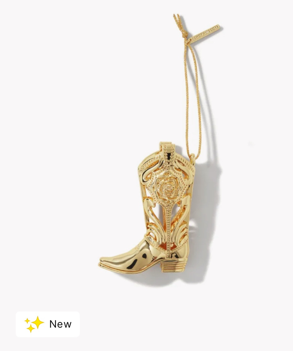 The cutest #kendrascott ornaments + a few other cute finds linked! (Most on sale!)

#LTKHoliday #LTKCyberWeek #LTKGiftGuide