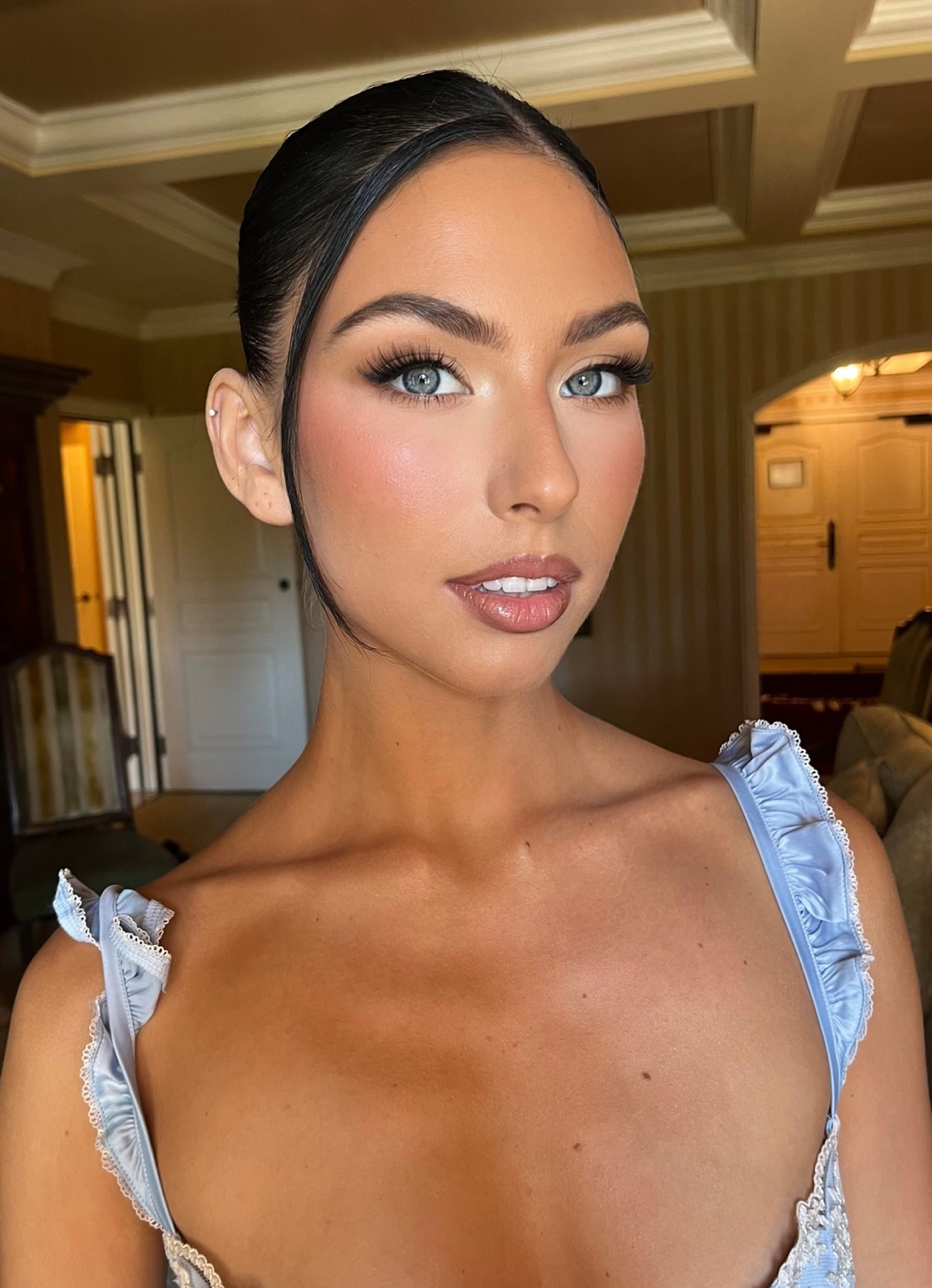 Tatyana’s bridal look✨
#ltkbeauty#ltkmakeup#ltkbeautyrecs#ltkmakeupartist
