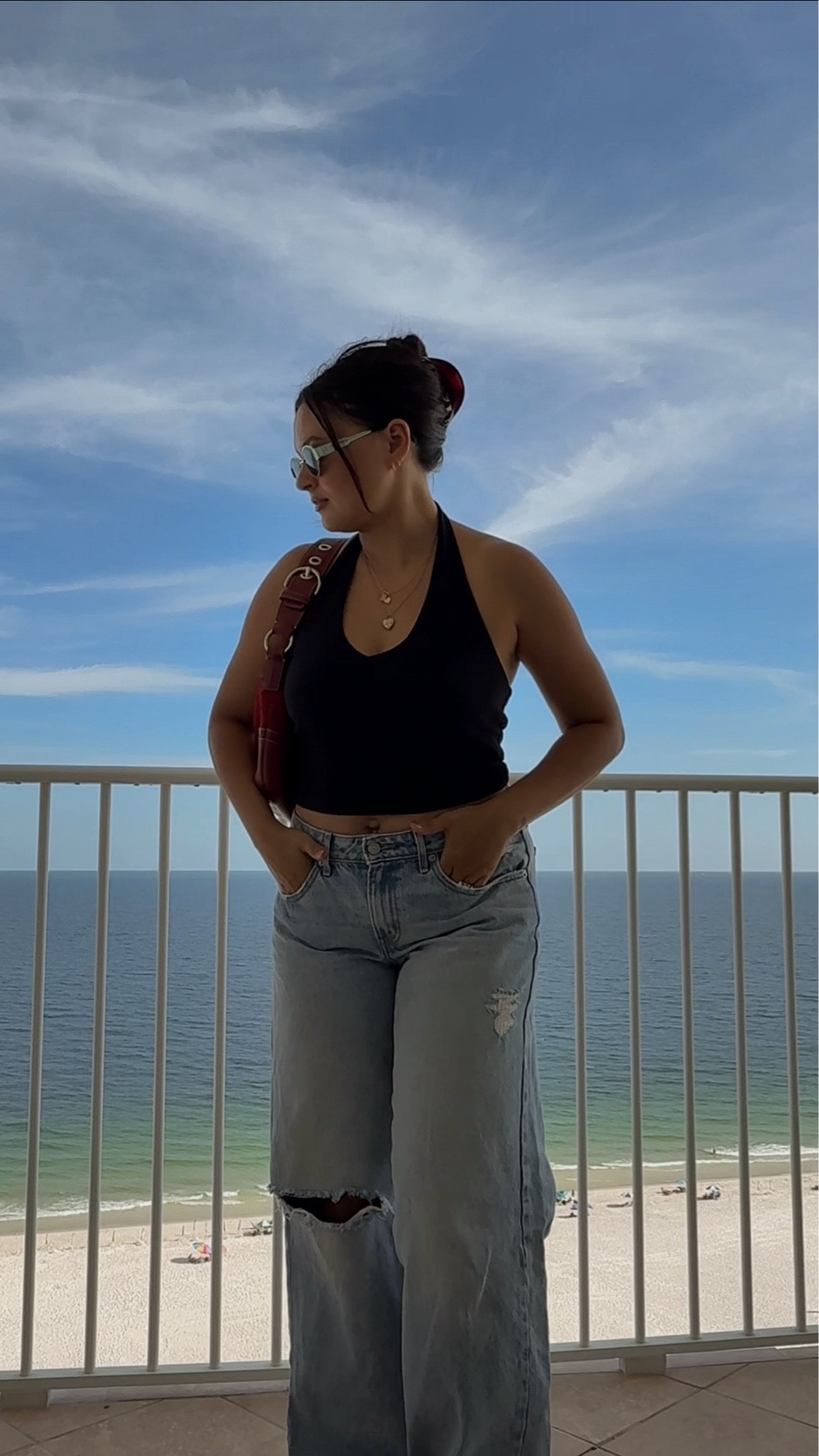 OOTN for our last dinner in gulf shores!! 
Top: M petite
Jeans: 30 (sized up 2 sizes)


#LTKSeasonal #LTKStyleTip #LTKU