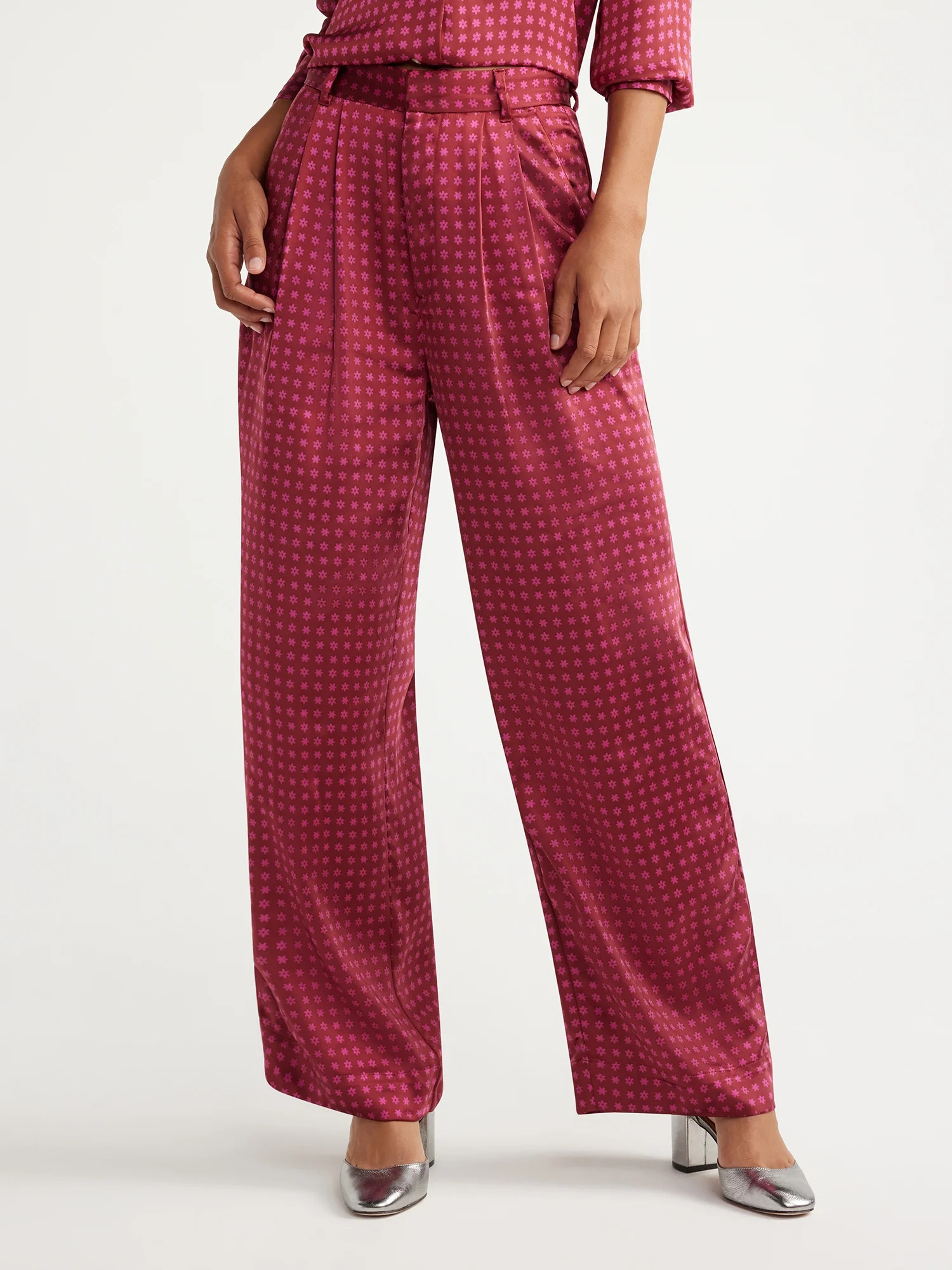 Free Assembly Women's High Rise Pleated Satin Trousers, 31” Inseam, Sizes 0-20 | Walmart (US)