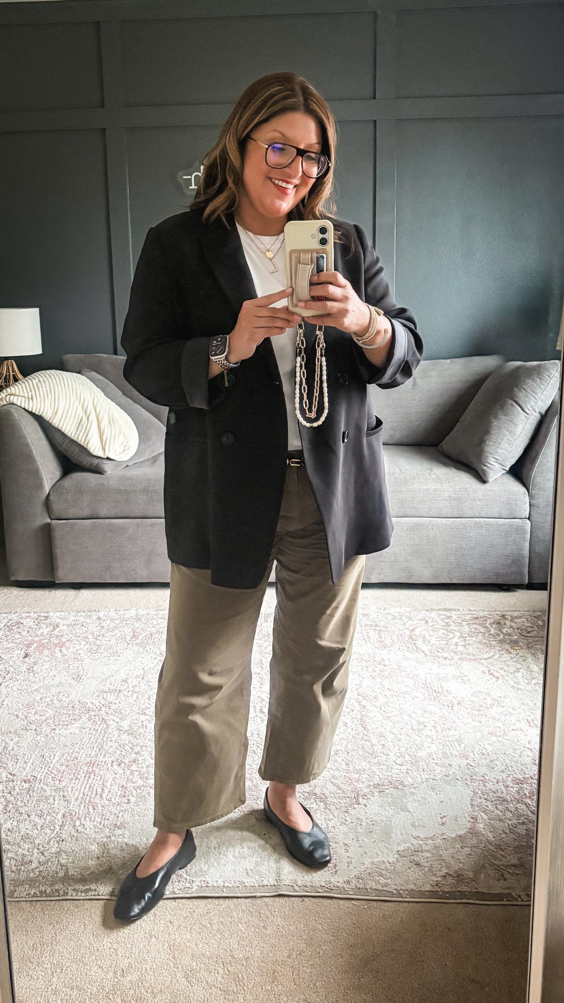 Today’s parent teacher conference look:
Quince blazer (XL)
Amazon belt (OS)
Madewell barrel leg pants (32)
Madewell flats 

#LTKStyleTip #LTKOver40 #LTKMidsize
