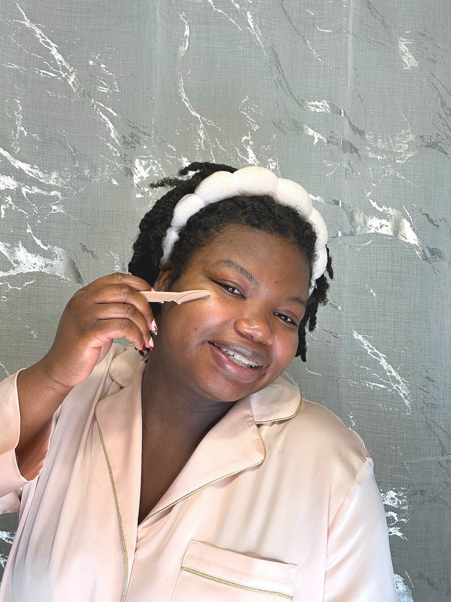 Self care but make it pink 😌🎀

🚨 The satin pajamas are on sale at Soma right now during their semi-annual sale!

#selfcare #pajamas #pink #Soma #semiannualsale #skincare #kitsch #dermaplane #dermaplaning #diy #leahglows

#LTKSaleAlert #LTKBeauty #LTKselfcare