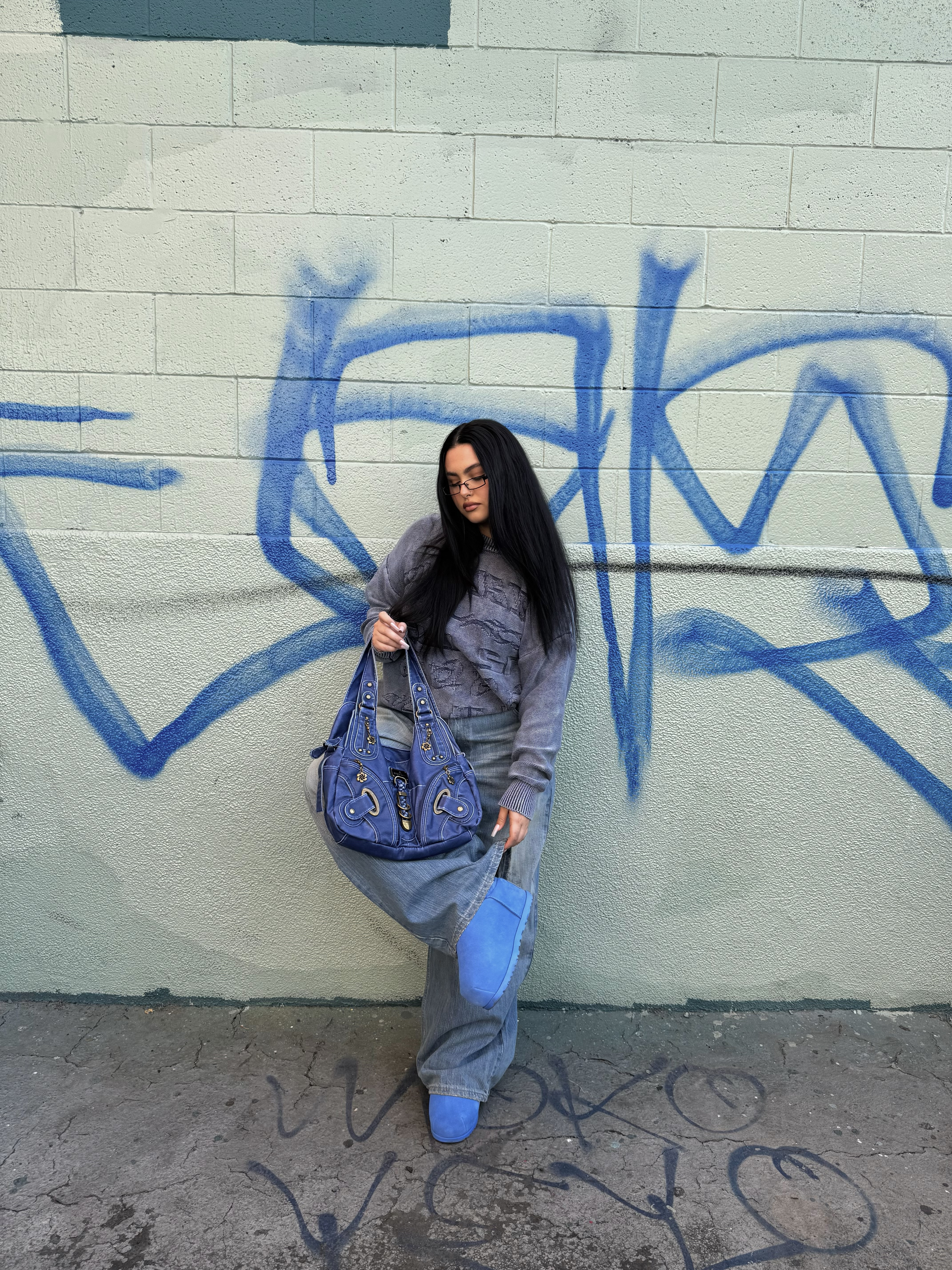 Fits that match your shoes>>>

Fall outfit, sweater, uggs, baggy jeans, fall fashion, streetwear, curvy outfit, jeans



#LTKShoeCrush #LTKStyleTip #LTKSeasonal