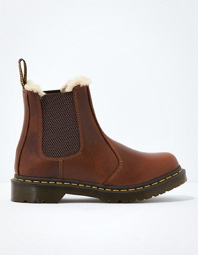 Dr. Martens 2976 Leonore Chelsea Boot | American Eagle Outfitters (US & CA)