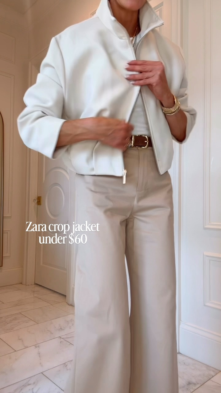 New fall arrivals from Zara are so good! I'm wearing size small in tops,
Jackets and size 25 in pants and jeans that fit tts