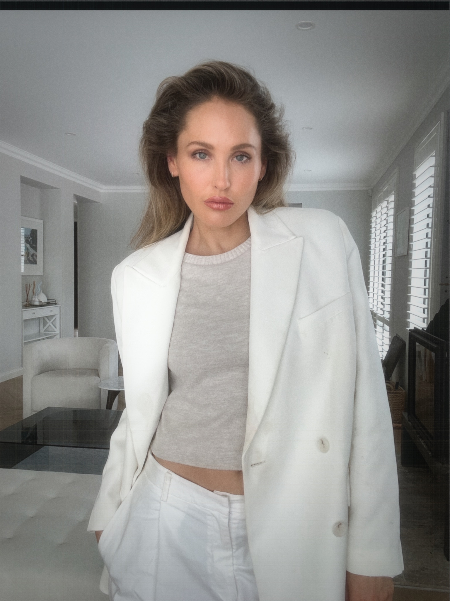 Oversized white blazer 🤍 

#LTKeurope #LTKaustralia #LTKstyletip