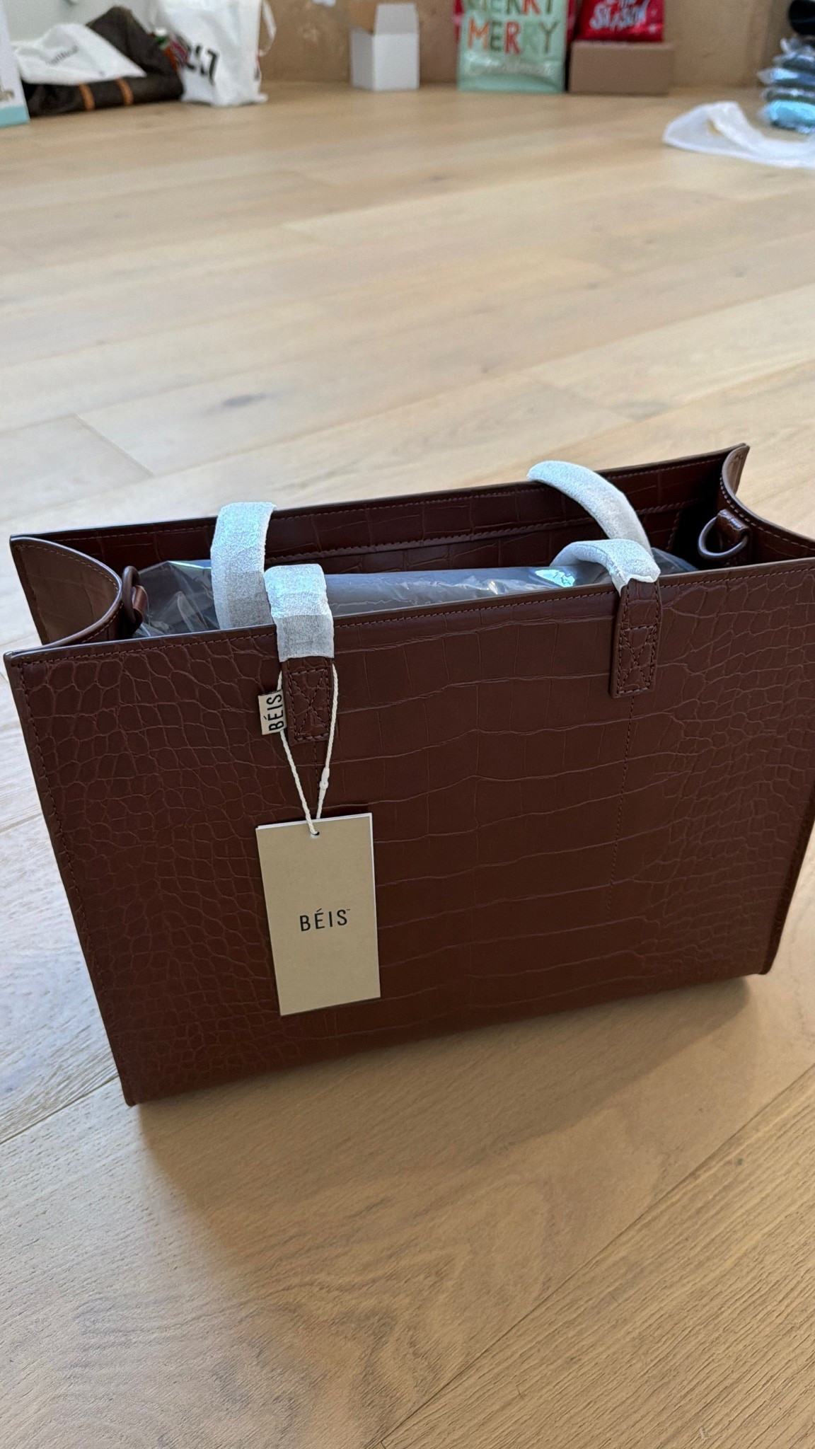 The perfect bag for work from Beis 🤎

#LTKgrwm #LTKdayinmylife #LTKootd