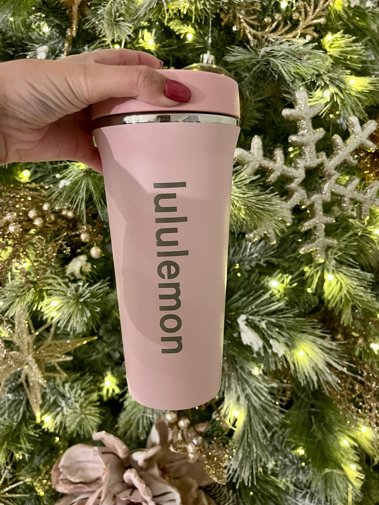 Gift idea 💡 from lululemon 



#LTKHoliday #LTKGiftGuide #LTKSeasonal