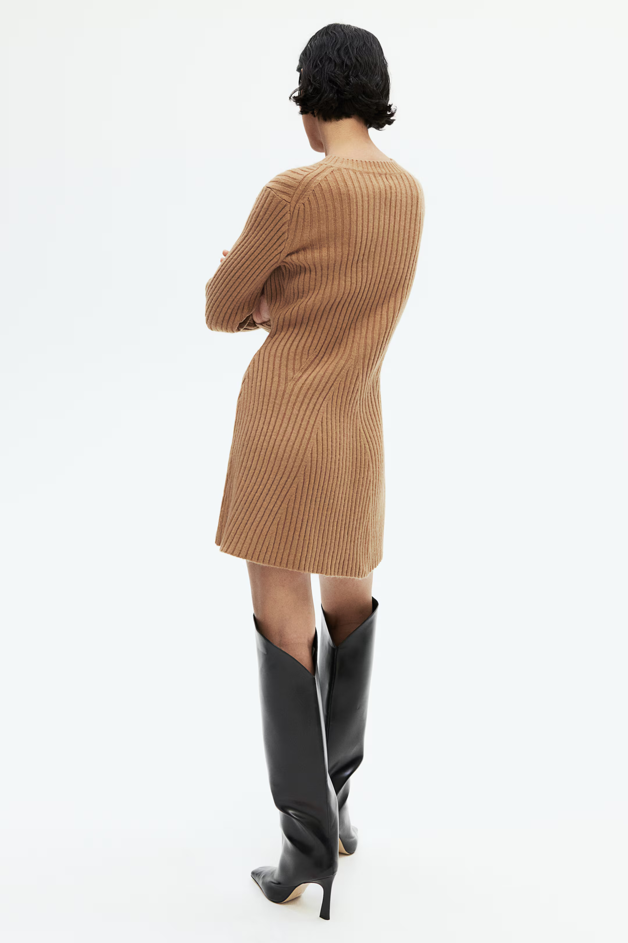 Rib-knit dress | H&M (UK, MY, IN, SG, PH, TW, HK)