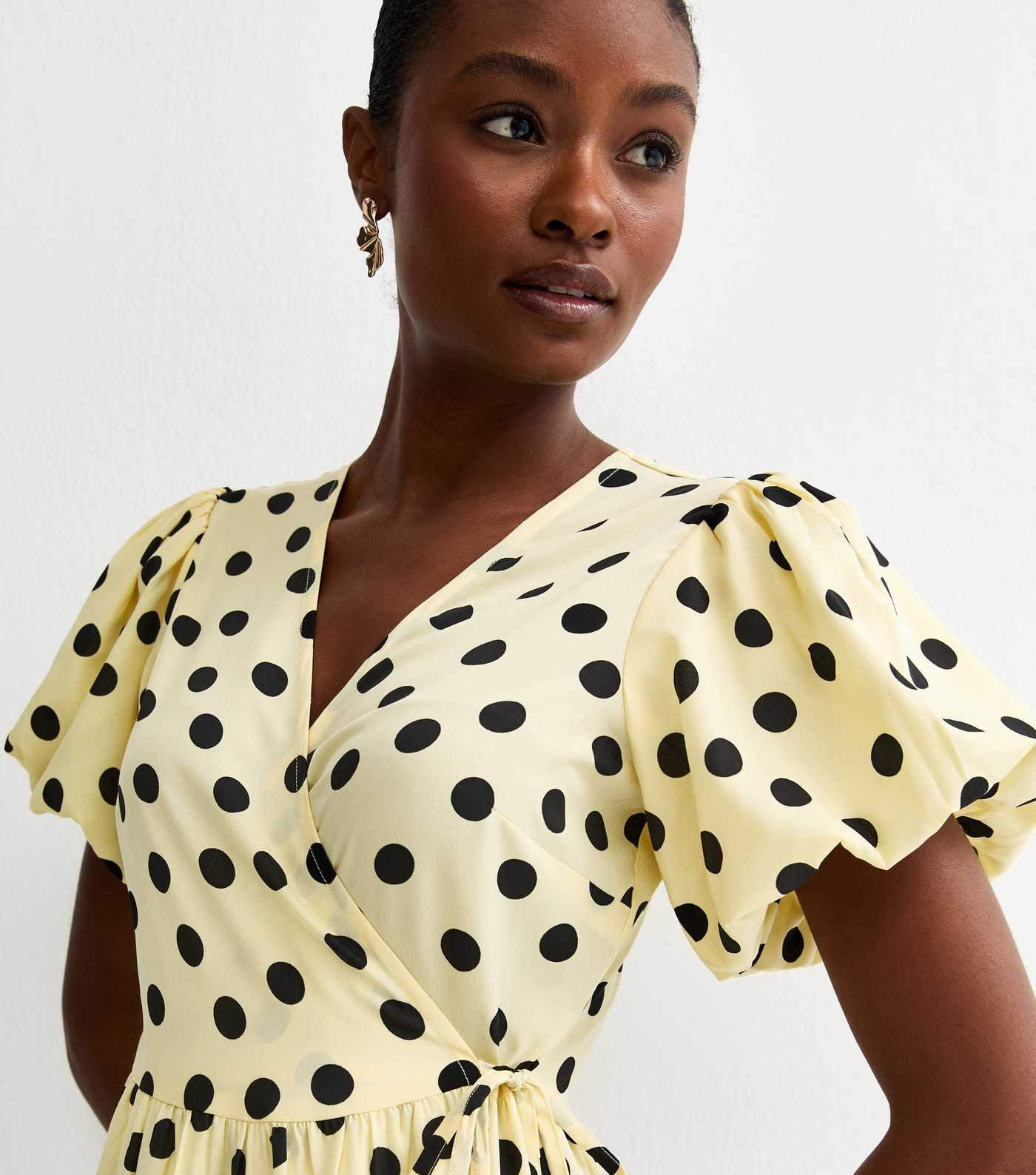 Yellow Crepe Polka Dot Midi Dress | New Look | New Look (UK)