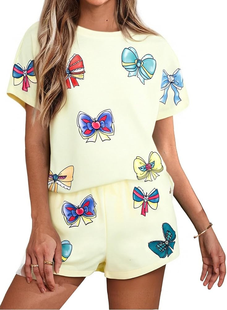 UNIQUEONE Magical Sets for Women Magic Kingdom Outfits Family Vacation Pajamas Castle Graphic 2 P... | Amazon (US)