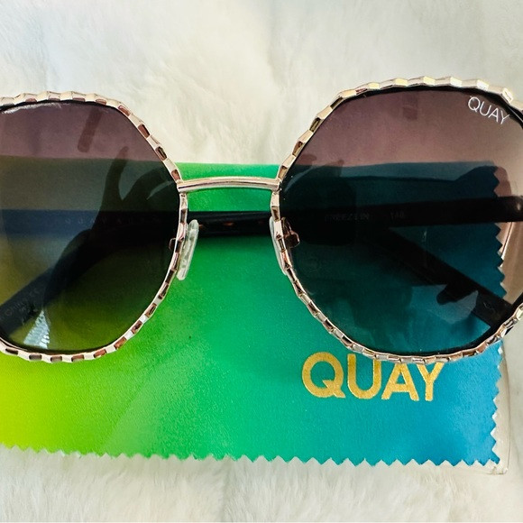 Quay Australia Breeze In Sunglass | Poshmark