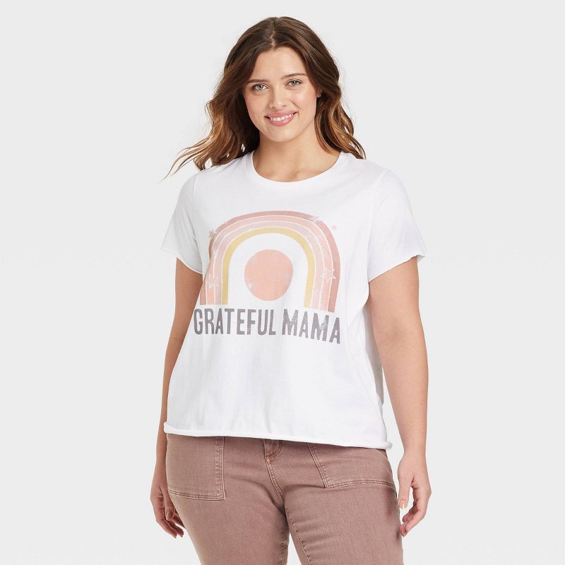 Women's Mother's Day Grateful Mama Short Sleeve Graphic T-Shirt - White | Target