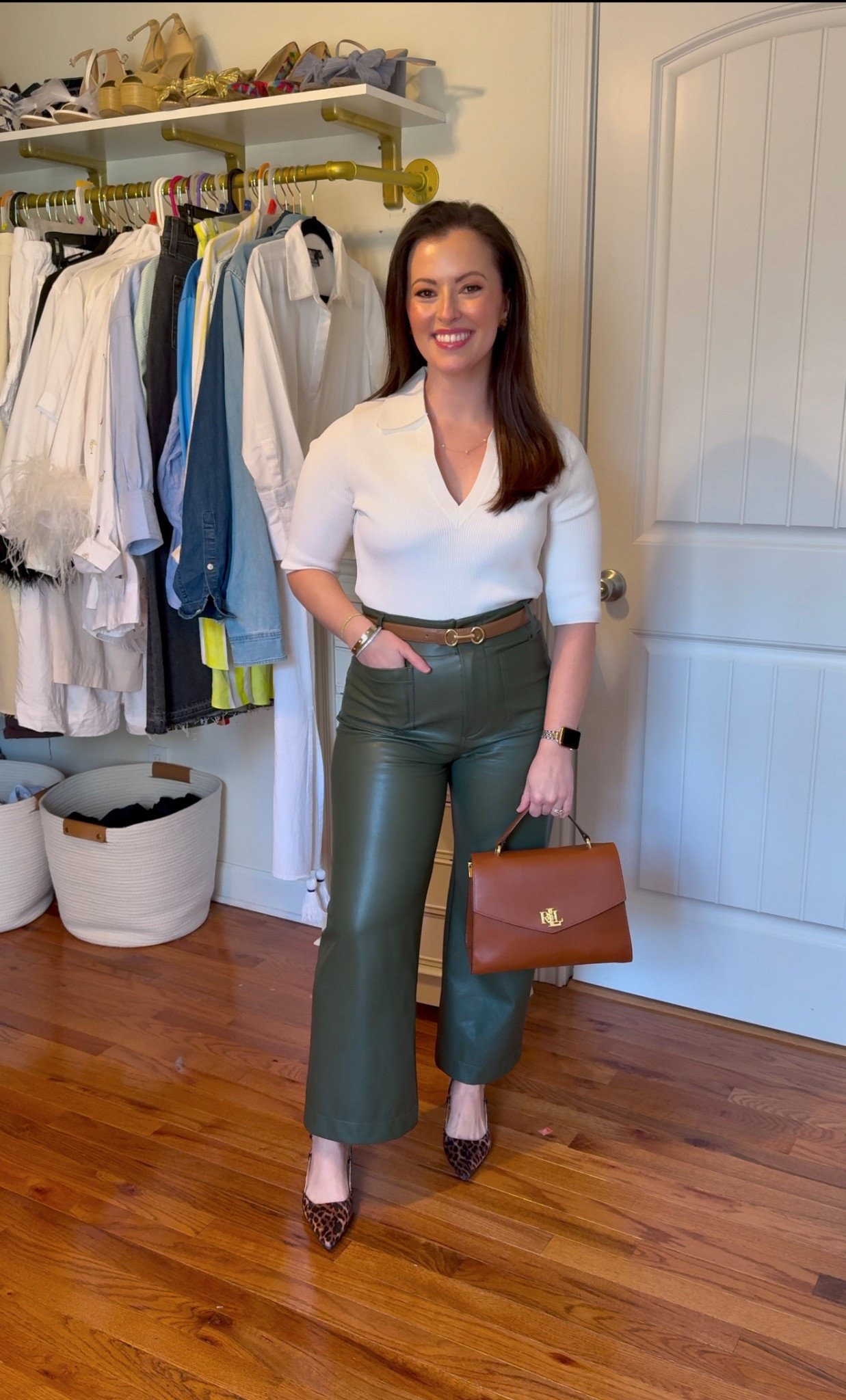 Women’s workwear outfit inspo 

My fave Anthro pants. Wearing a 27 regular here 

#LTKWorkwear #LTKPetite #LTKSpringSale