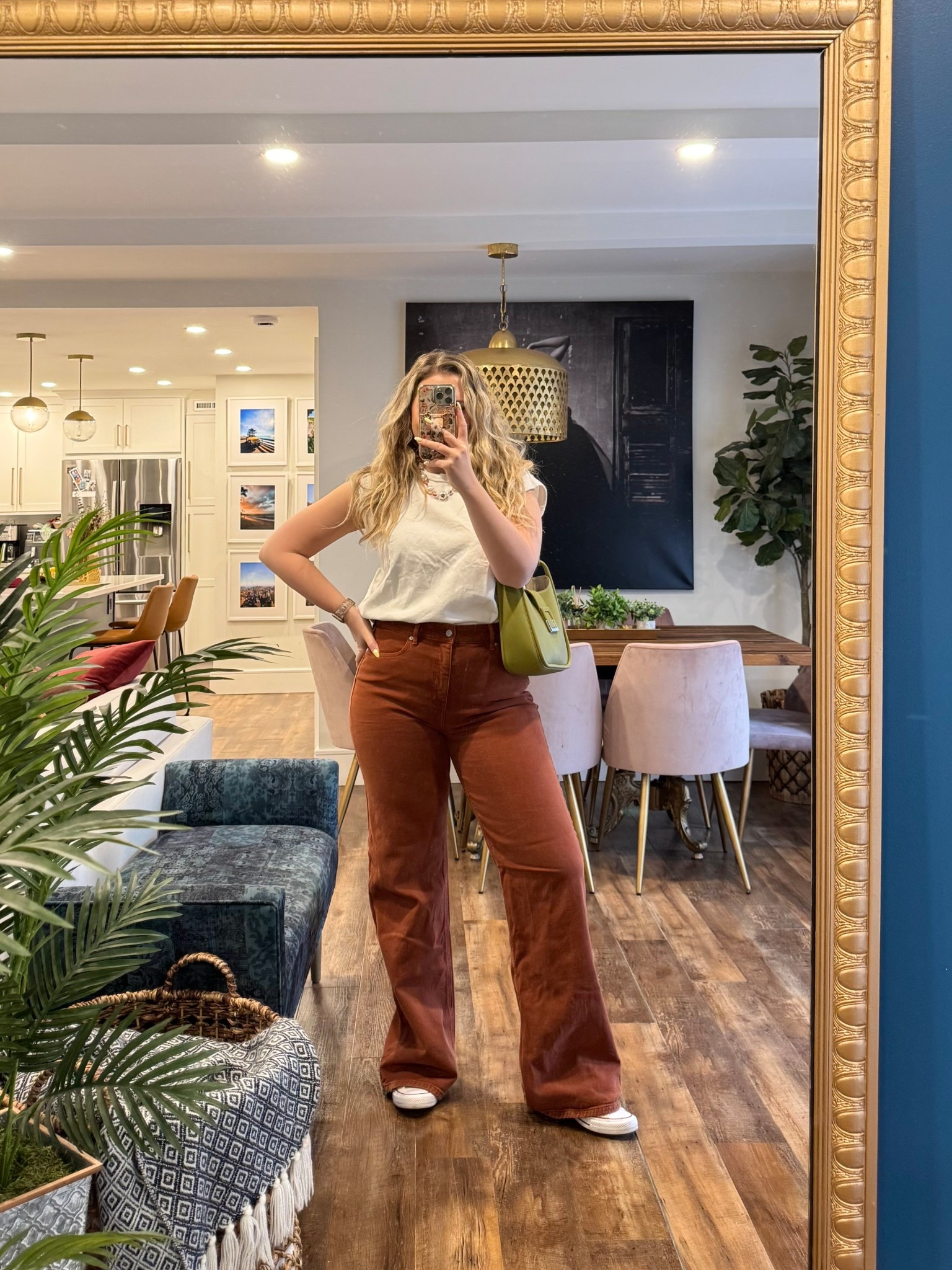 Don’t sleep on loft jeans! I wear a size 29 so they run big, but they are so flattering and comfortable! 

#LTKMidsize #LTKSaleAlert #LTKSeasonal