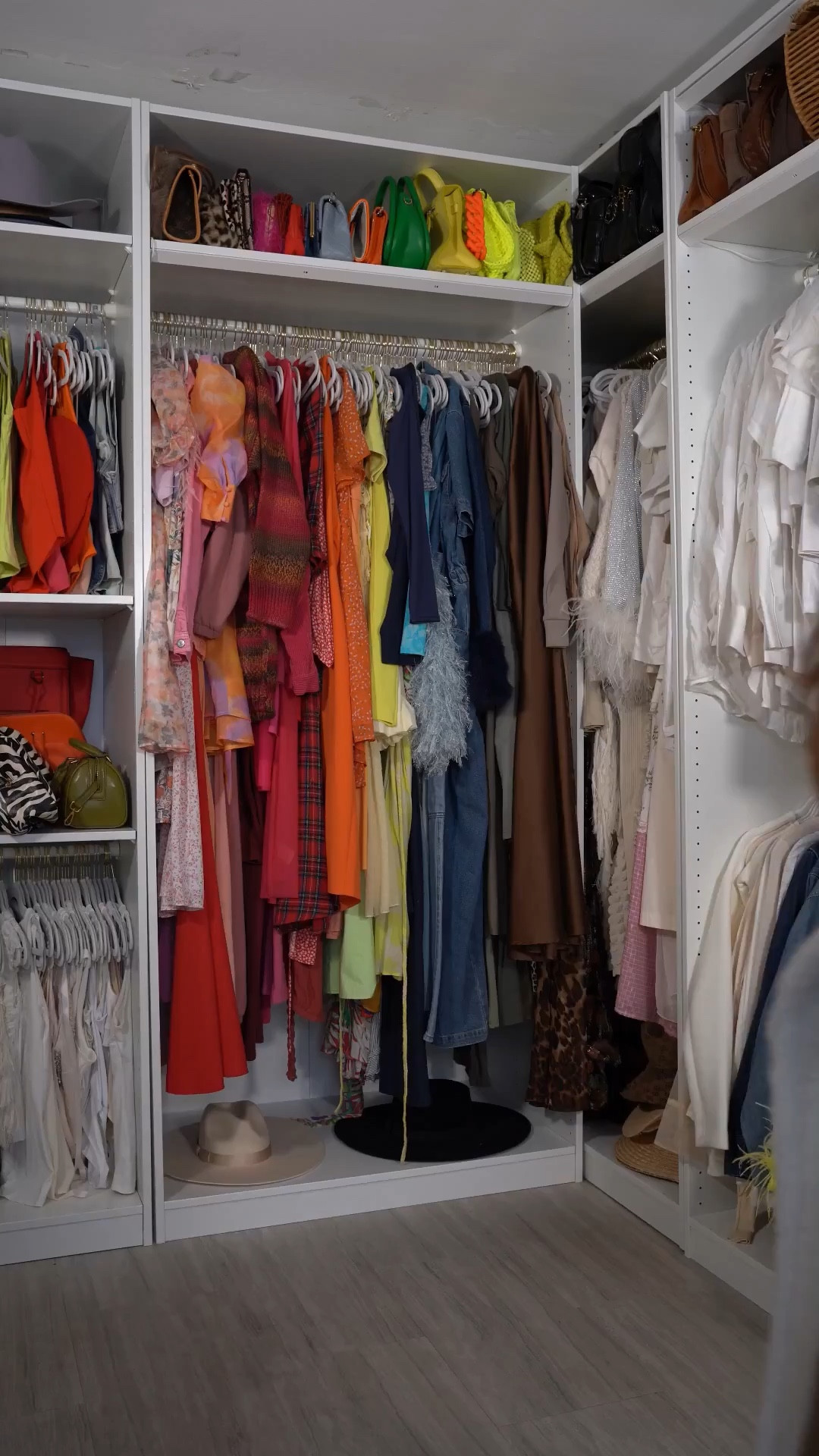 Style a winter into spring outfit with me! Jacket from jlux ✨

Comment SHOP below to receive a DM with the link to this post on my LTK ⬇ https://liketk.it/5YMhJ #ltkootd #ltkmidsize