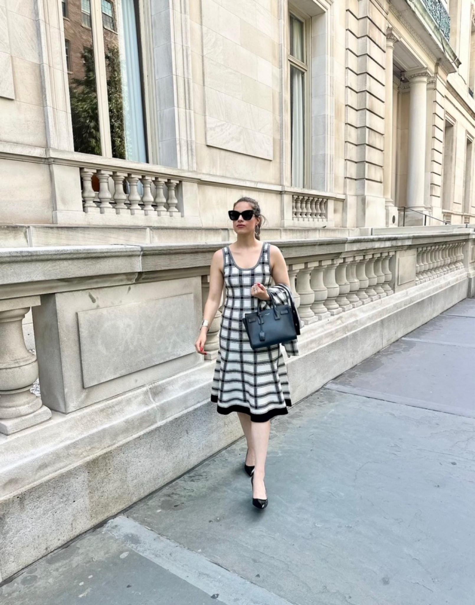 This trendy Summer 2024 work outfit features a sleeveless, checkered dress that's both stylish and professional. The dress is paired with classic black heels, adding a touch of elegance. A chic black handbag complements the outfit, perfect for carrying work essentials. The overall look is sophisticated and ideal for a day at the office.
#officechic
#workfashion
#checkereddress
#blackheels
#summerattire


#LTKSeasonal #LTKStyleTip #LTKWorkwear