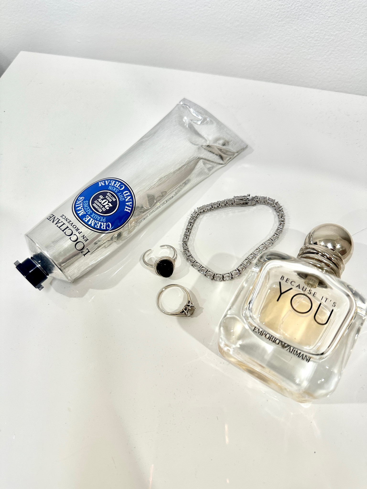 Essentials!!!

#LTKGiftGuide #LTKHoliday #LTKCyberWeek