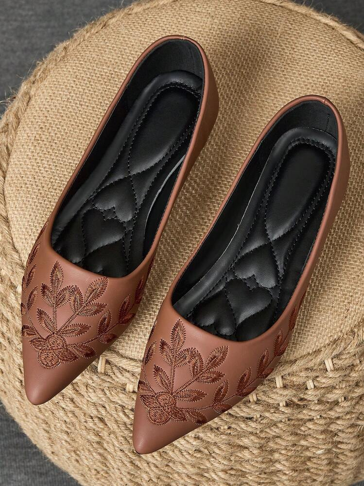 WHDXY 1 Pair Women's Embroidered Flat Shoes, Pointed Toe Soft Leather Comfortable Work Office Shoes, Brown Versatile Loafers, Casual Slip-On Ballet Flats | SHEIN
