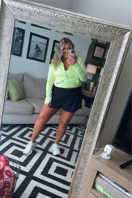 ARE YOU KIDDING?! I’m obsessed!! The perfect lime green and the perfect fit! In a xxl in all 3! 

#LTKfitness #LTKstyletip #LTKplussize