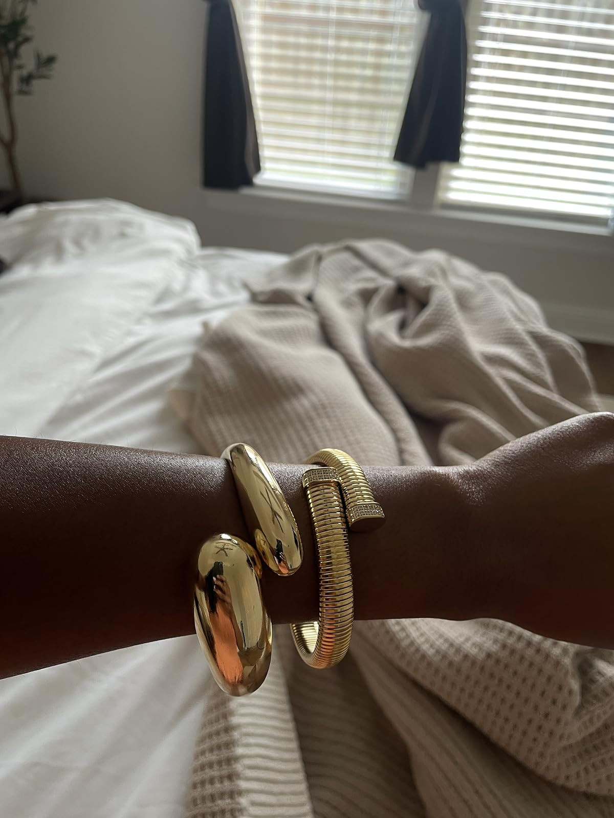 Beautiful bangles I love!

// Amazon, Amazon Finds, Amazon Accessories, Amazon Jewelry, Amazon Gold Jewelry, Jewelry Amazon,  Amazon Fashion, Amazon Bracelets, Bangle Bracelet, Amazon Bangles 

 #LTKSeasonal #LTKFindsUnder50 #LTKStyleTip