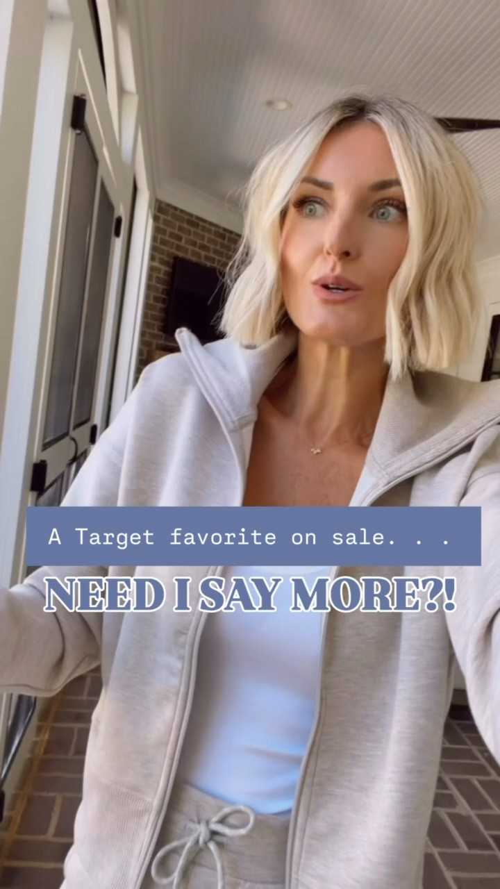 I cannot believe this set is on sale! This might be one of my best recent Target finds! This set is so elevated and comfortable - run don’t walk! Wearing S!

Loverly Grey, Target, Labor Day sales, matching set, loungewear, lounge set, athleisure, travel outfit