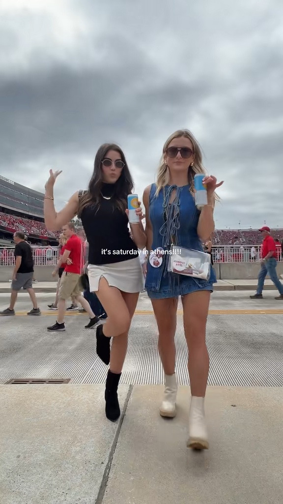 Gameday denim outfit set!!!! So cuteeee

#LTKFindsUnder50 #LTKStyleTip