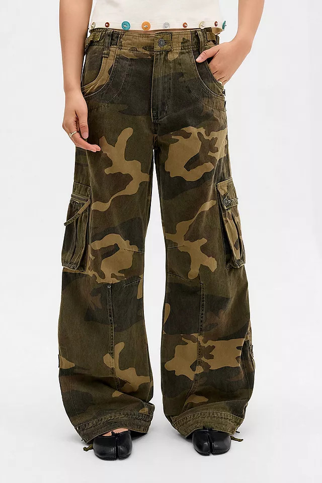 Jaded London Trooper Tarnmuster Cargohose | Urban Outfitters DE