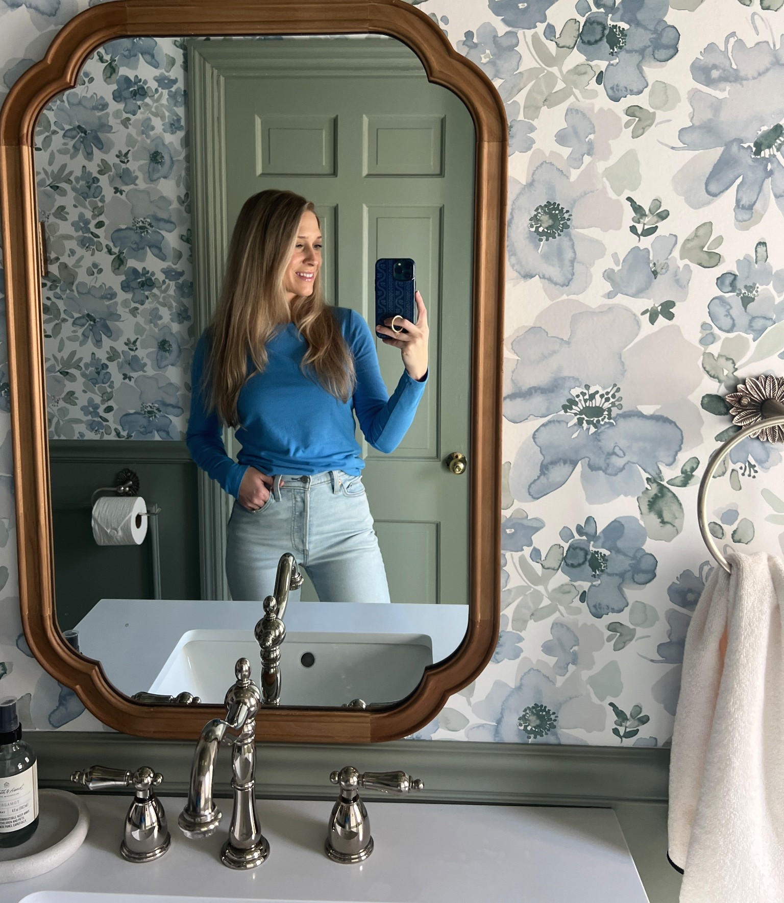 A good mirror moment and a few more linked for you ✨🪞
#ad
#LowesPartner
@loweshomeimprovement

#LTKHome