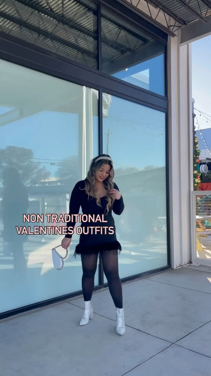 Mid size valentines outfits, non traditional mid size outfits, black outfit, heart purse

#LTKmidsize #LTKfindsunder100 #LTKstyletip