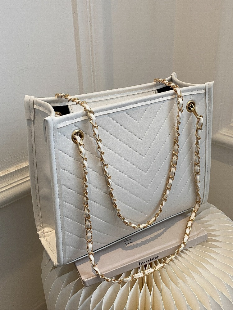 Quilted Pattern Chain Square Bag | SHEIN