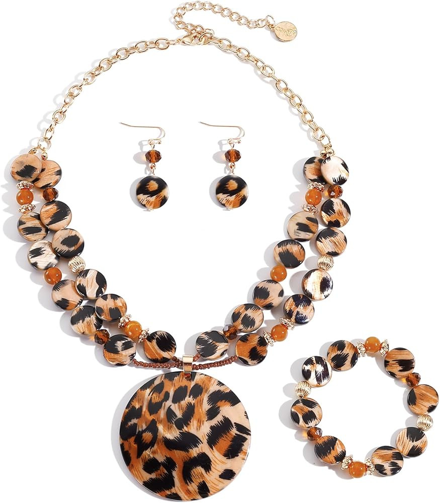 Coiris Layered Beads Statement Necklace for Women Gradient Colour Circle Shell Pendant Chunky Jew... | Amazon (US)