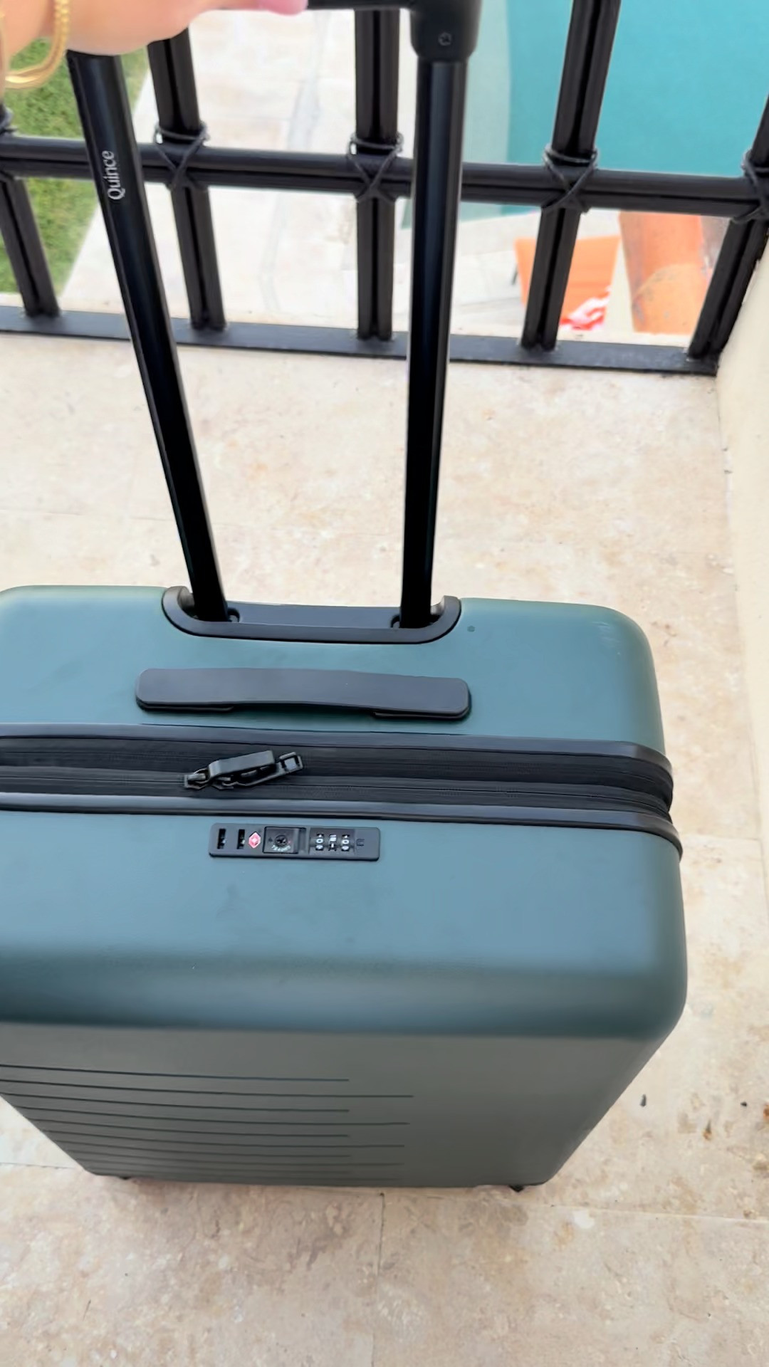 That feeling when you arrive at your destination with your beautiful new luggage... @onequince 

 #quincepartner #LTKdayinmylife #LTKSeasonal #LTKTravel