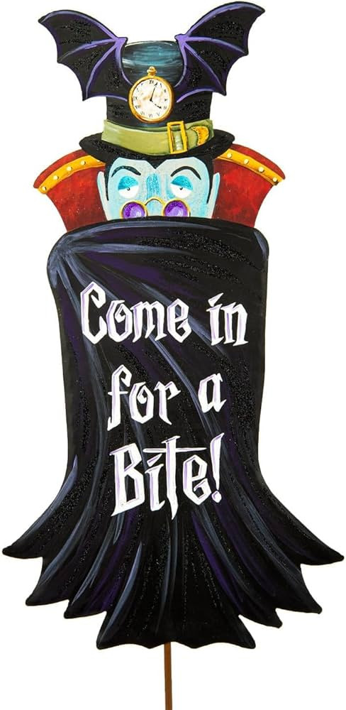 The Roundtop Collection Steampunk Dracula | Amazon (US)