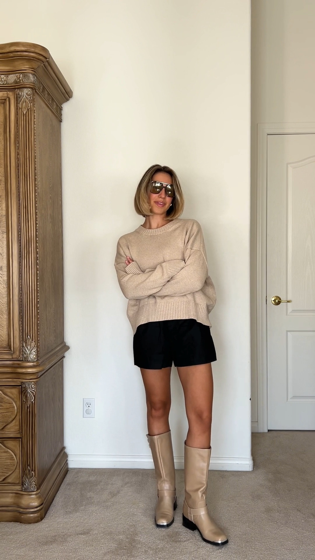 Fall outfit, fall style, beige sweater, sweater, black shorts, black boxer shorts, boxer shorts, moto boots, biker boots

#LTKSeasonal #LTKVideo #LTKStyleTip