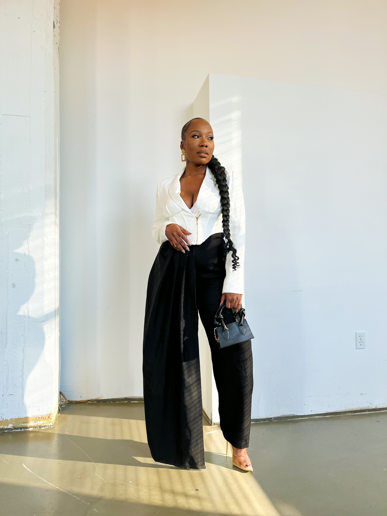 My Meshki jacket is still on heavy rotation! Get into this black & white look. 

#LTKHoliday #LTKstyletip #LTKFind