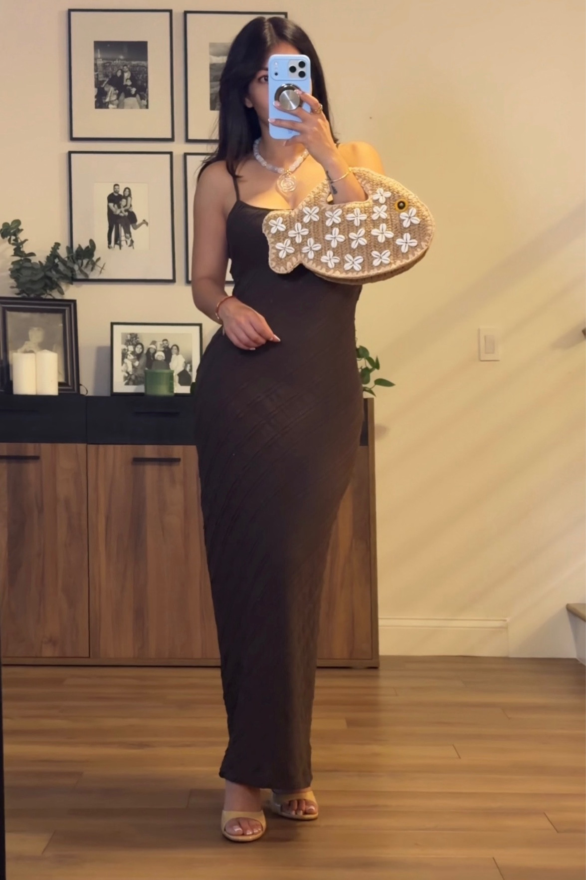 Under $20 maxi dress! 😍

This ruffle maxi dress is a Walmart find. I love the color! Of course I had to pair it with my puka fish raffia handbag! Sharing more Walmart finds and Summer outfits below!

Summer dresses, Walmart dress, Walmart outfits, Walmart deals, Summer outfit ideas

#LTKSaleAlert #LTKootd #LTKSeasonal
