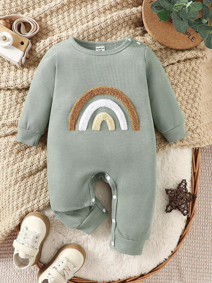 SHEIN 1pc Baby Boys Cartoon Embroidered Solid Color Long Sleeve Jumpsuit, A Warm And Comfortable Casual Jumpsuit Suitable For Baby Boys To Wear In Autumn, Spring, And Winter Seasons. Whether , Going To School, Or Staying At Home. Keeping Baby Boys Fashionable And Comfortable During The Fall, Spring, And Winter Seasons. This Romper Is Versatile And Durable, Suitable For Various Occasions In Baby Boys' Daily Life. | SHEIN