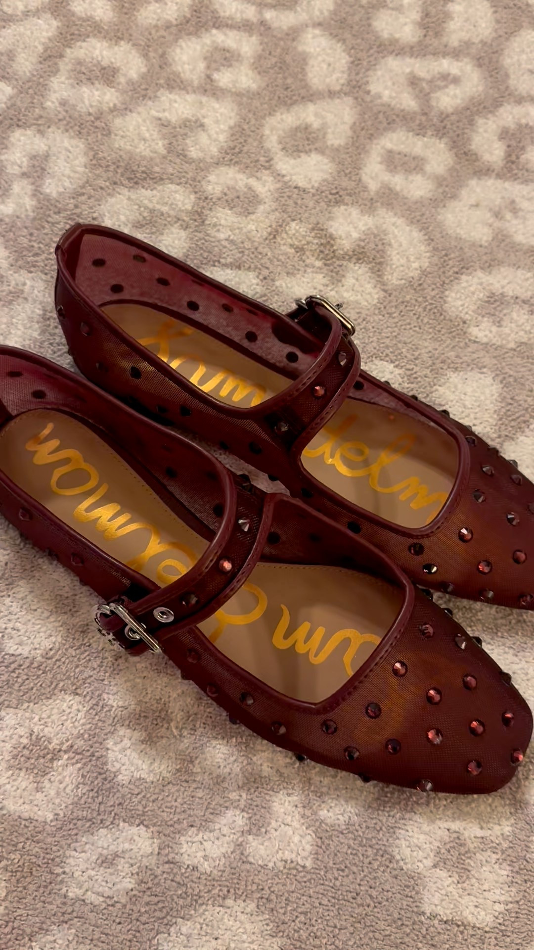 wine colored sparkles 🍷🥿 currently on sale! 

#LTKSaleAlert #LTKFindsUnder100