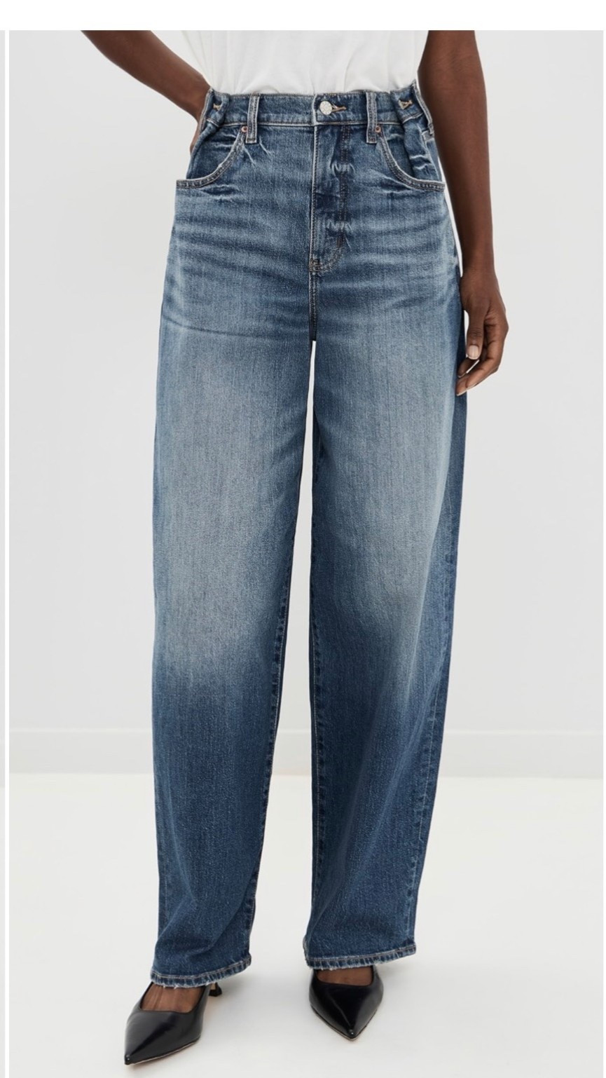 DAZE
Highland Jeans


#LTKCyberWeek #LTKHoliday #LTKGiftGuide