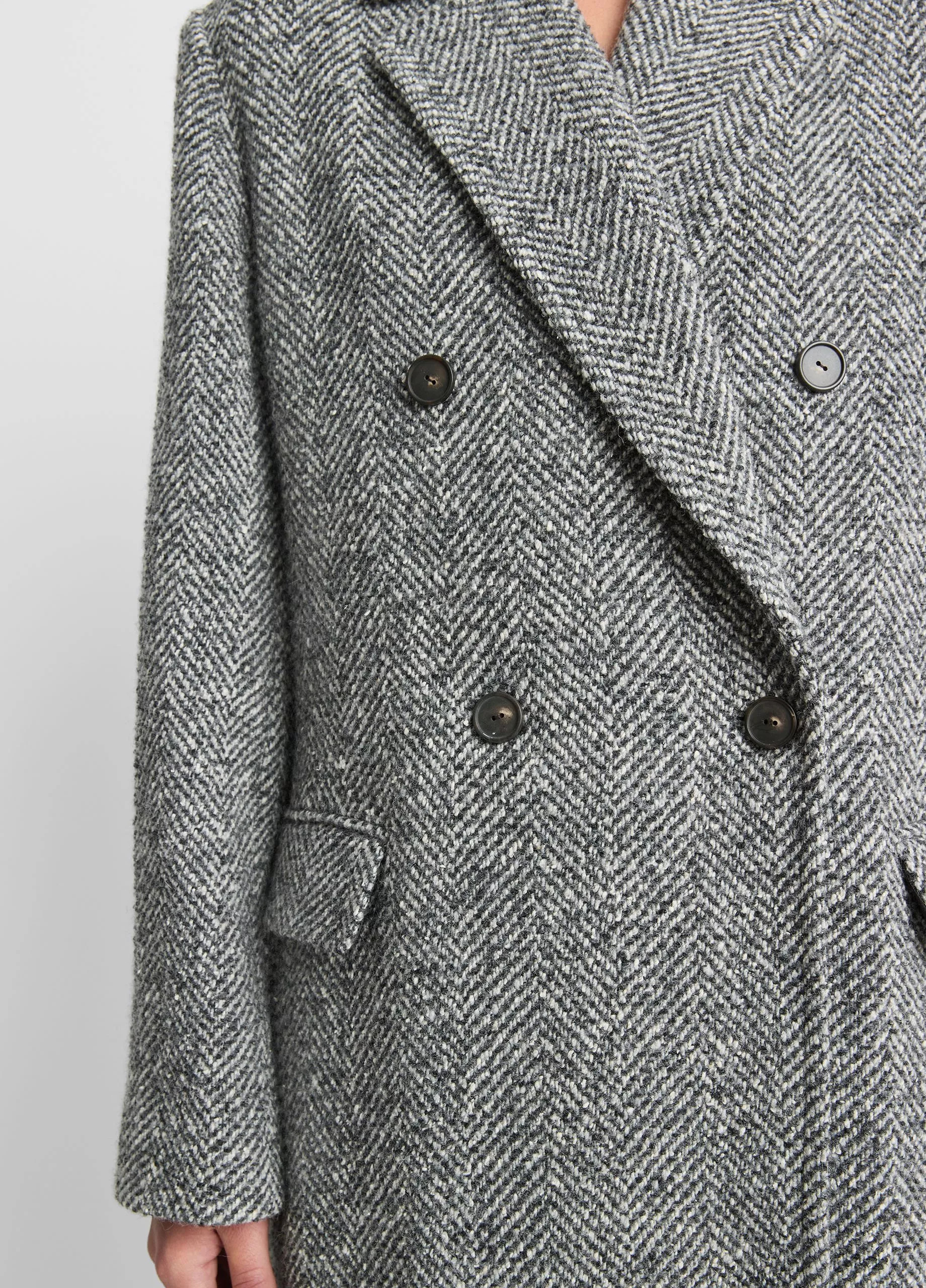 Italian Herringbone Wool-Blend Double-Breasted Coat | Vince LLC