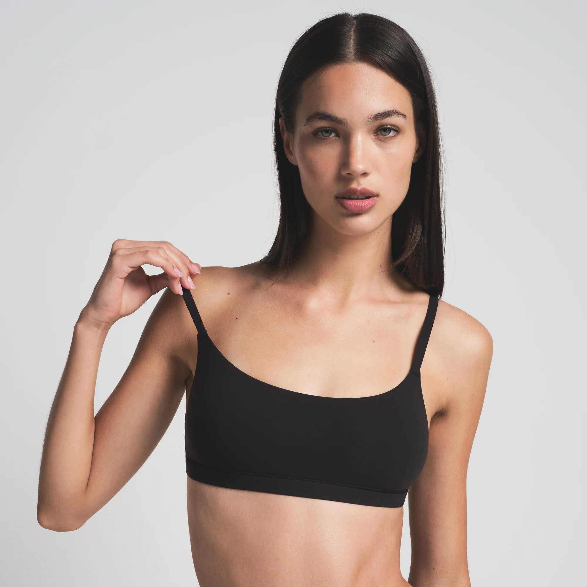 SKIMS Scoop Bralette | Black | XS | Fits Everybody | SKIMS (US)