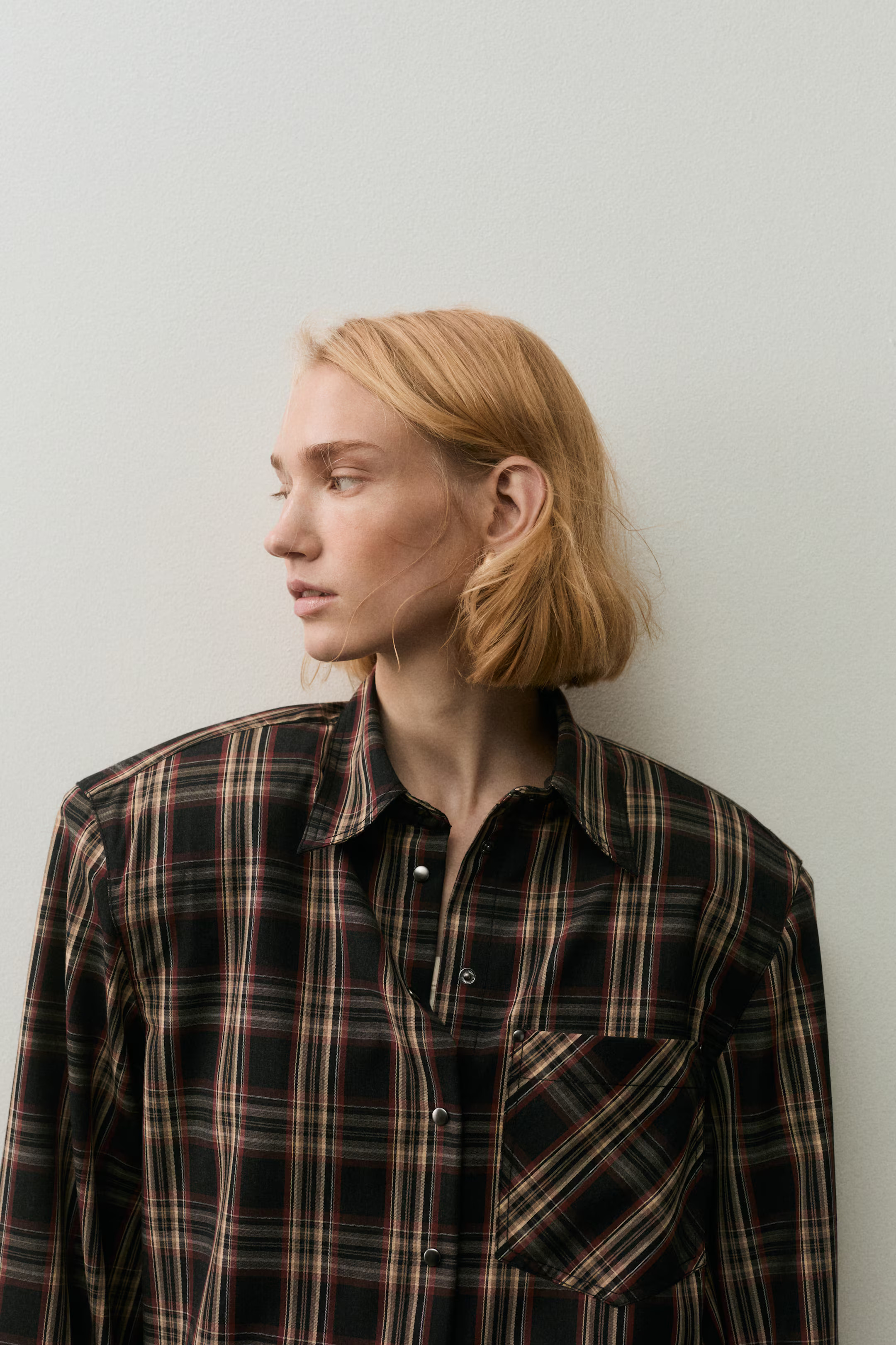 Shoulder-pad shirt | H&M (UK, MY, IN, SG, PH, TW, HK)